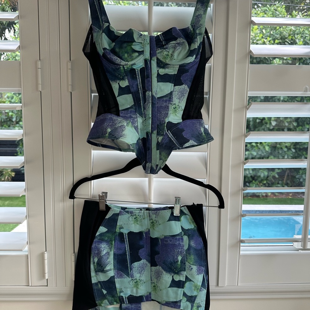 Miaou Deville Corset And Skirt Set - Top S, Skirt XS - Picture 4 of 5